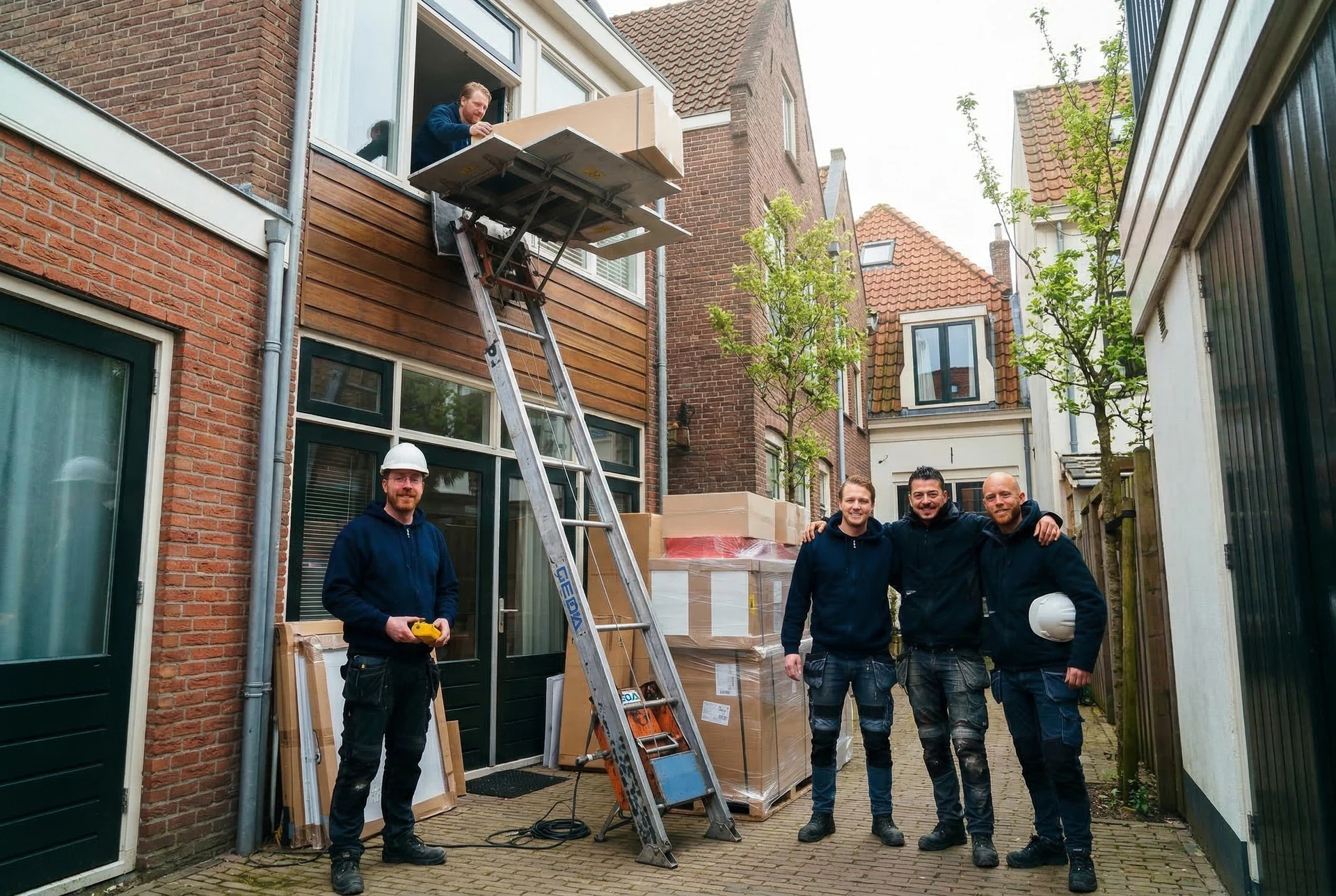 Team Verhuislift Huren Eindhoven klaar voor spoedopdracht