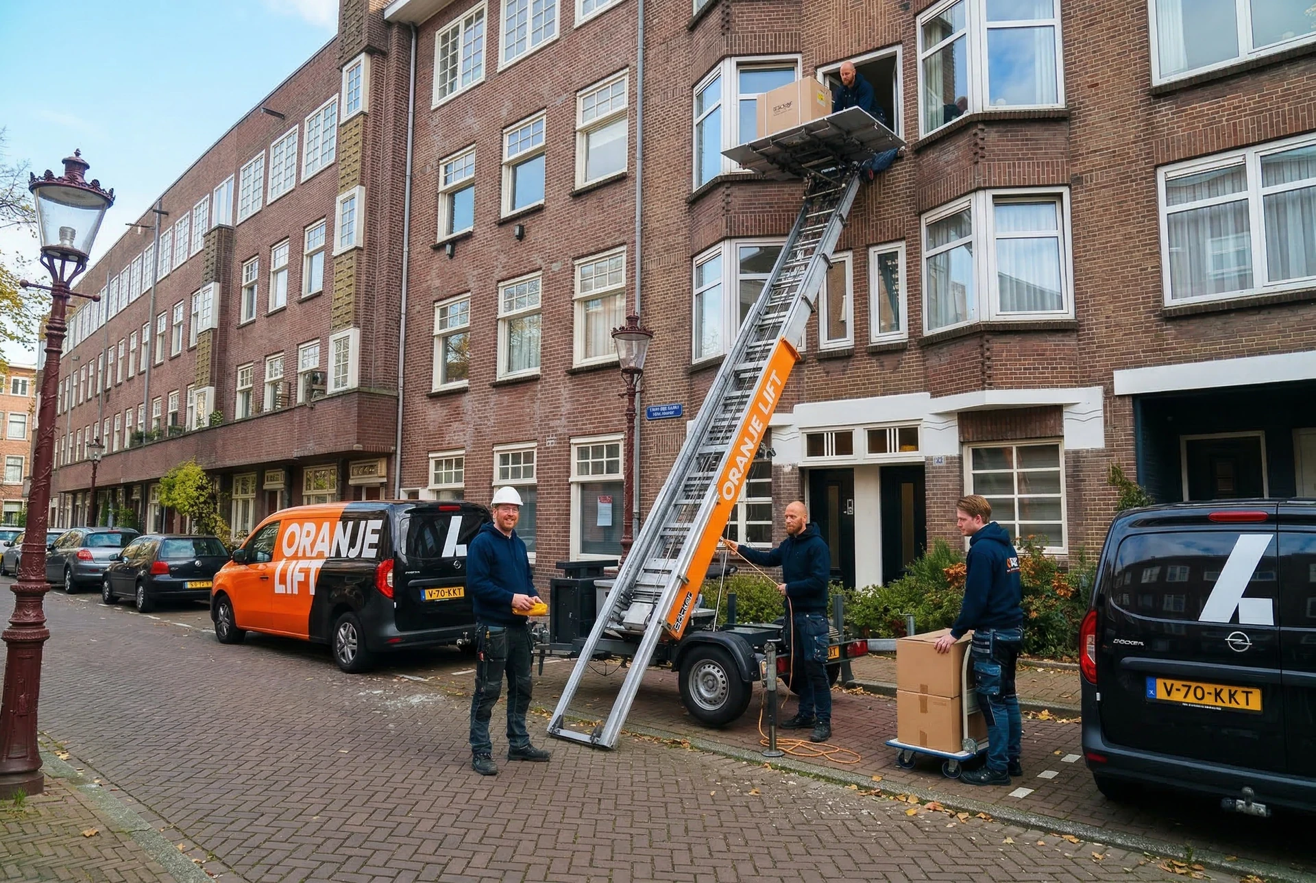 Aanhangerlift in smalle straat Eindhoven